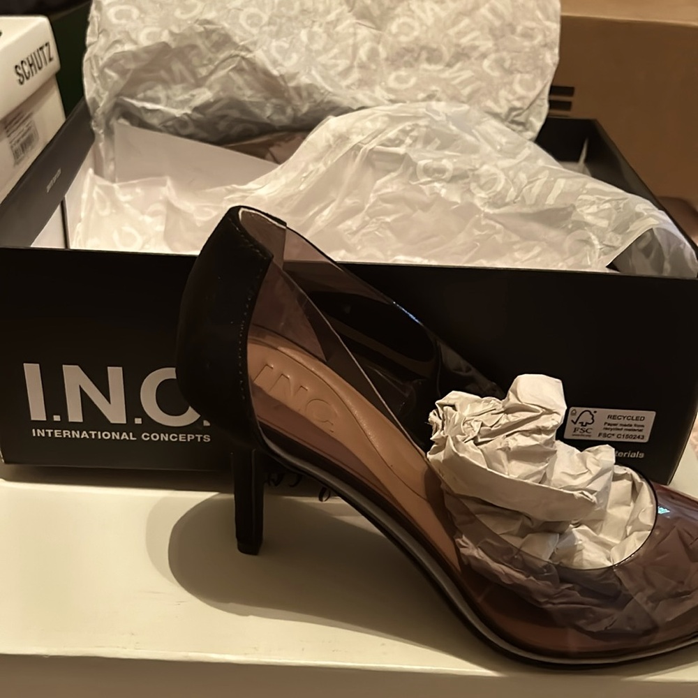 Beautiful Black Heels Size 7